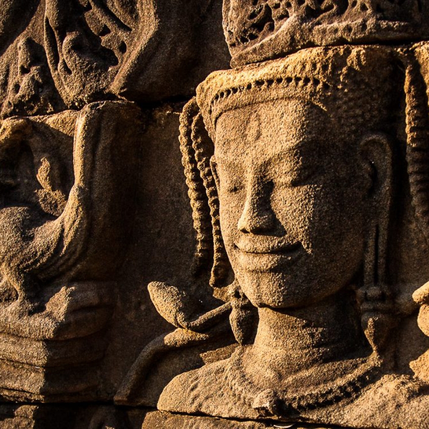 ANGKOR ÜLKESİ KAMBOÇYA